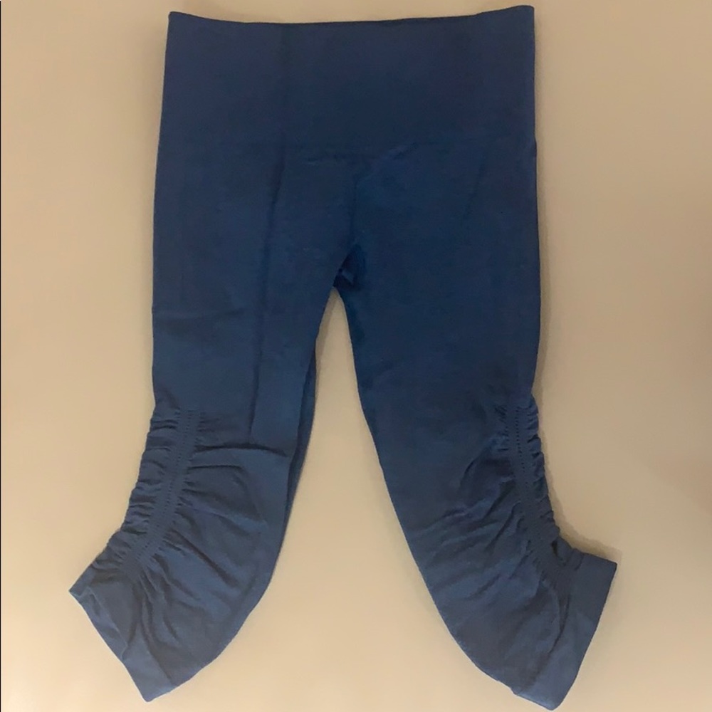 Lululemon Blue Cropped Yoga Leggings - 4 - Picture 1 of 3